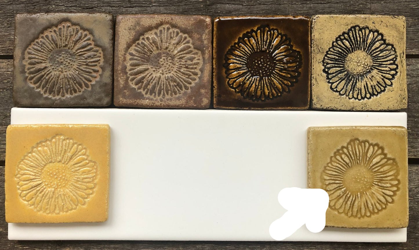 Hay Bale Gloss Glaze Sample