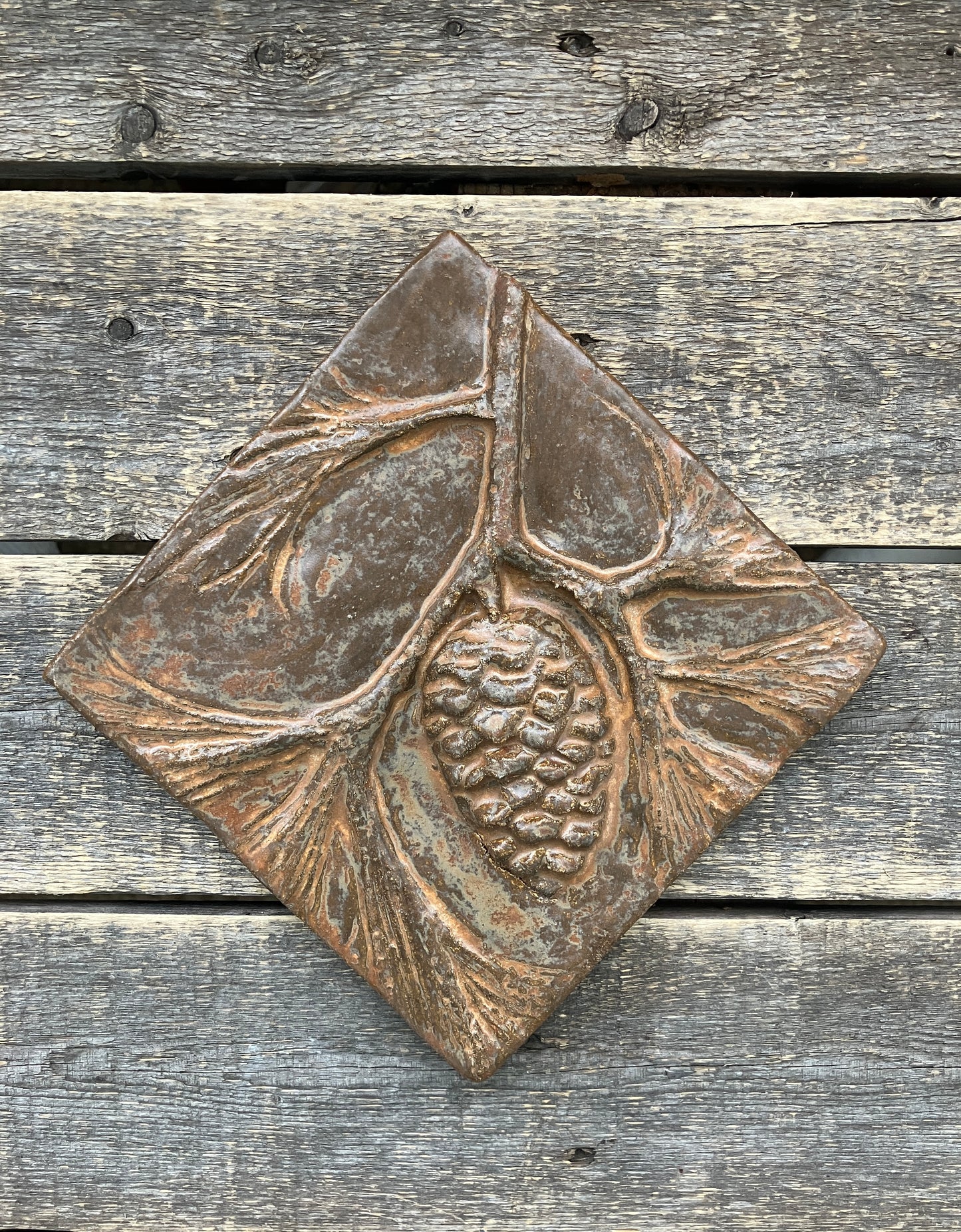 6”x6” Pine Cone and Branch