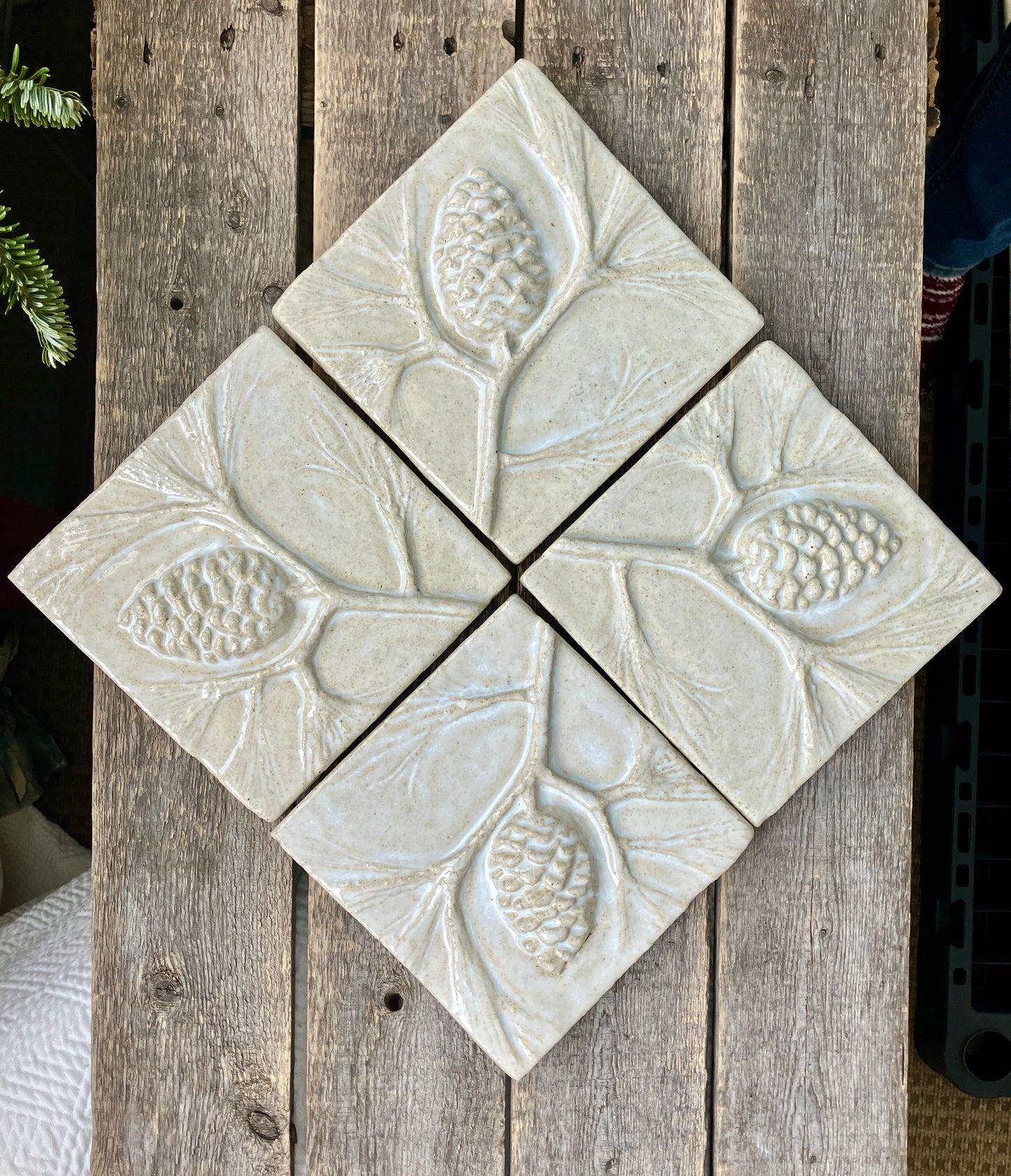 6”x6” Pine Cone and Branch