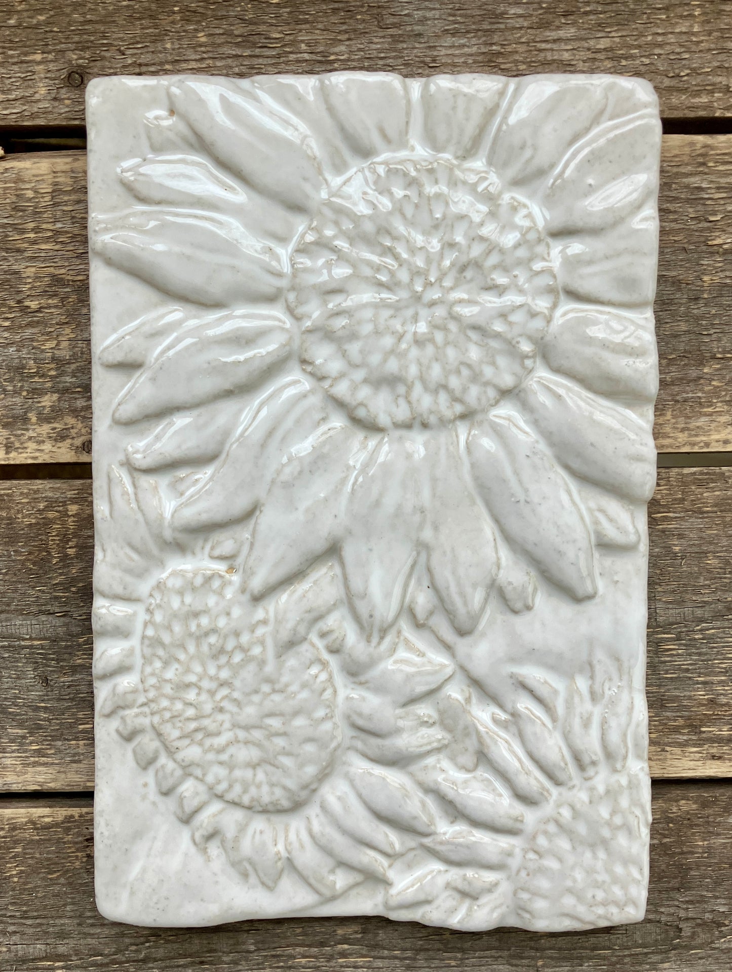 6" x 9" Sunflower Trio Tile